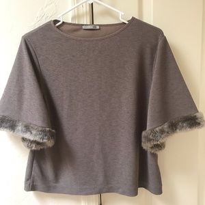 💫ZARA fluffed out top💫